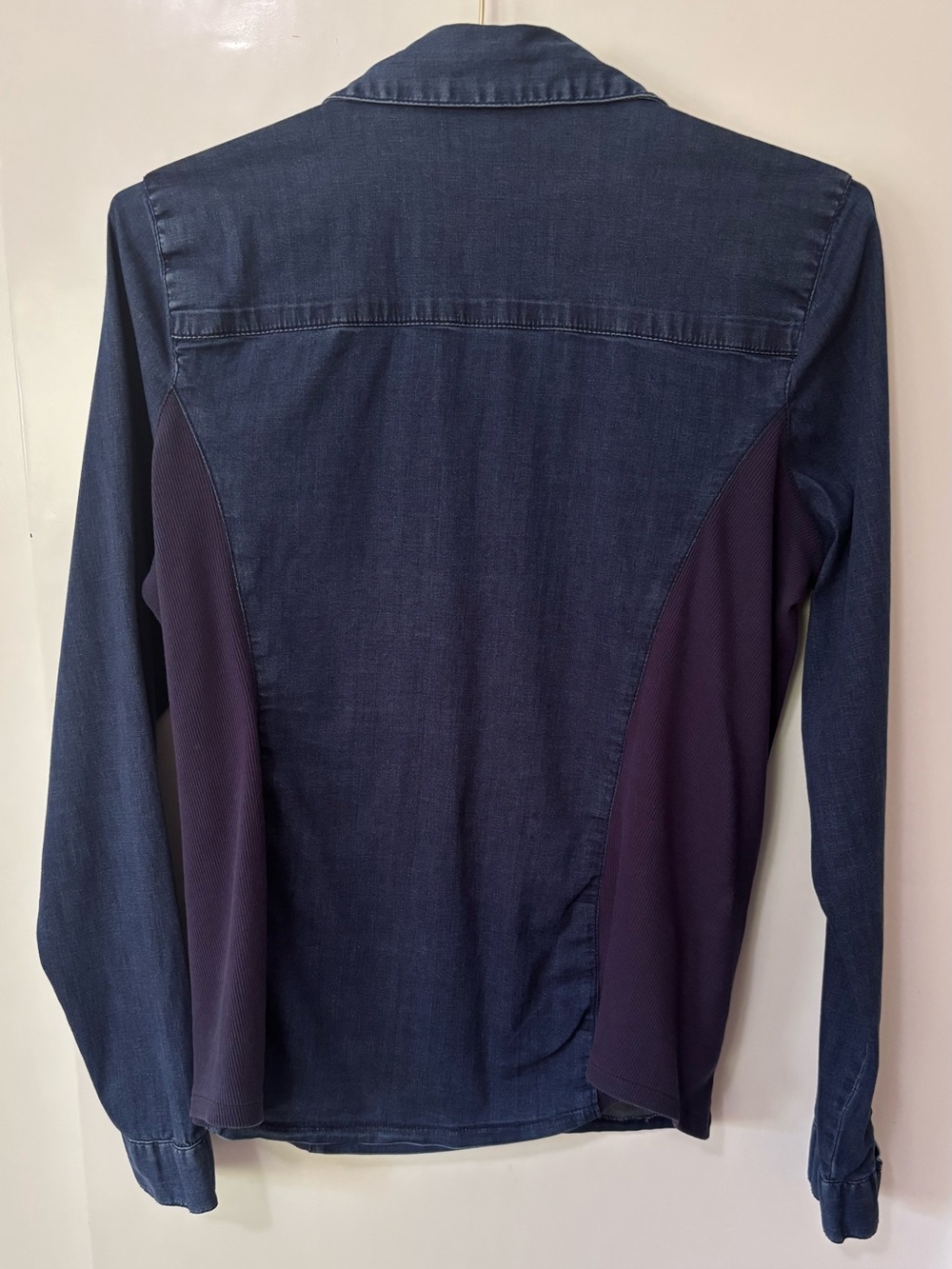 Guess| Harley Two-Tone Dark Blue Denim Fitted Long Sleeve V-Neck Shirt Top Sz L - Picture 5 of 7
